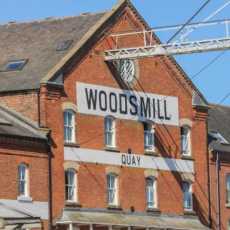 Apartman 12 Woodsmill Quay *